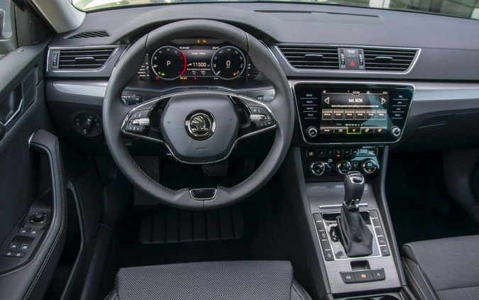 Skoda Superb cena 181700 przebieg: 5, rok produkcji 2024 z Pakość małe 326